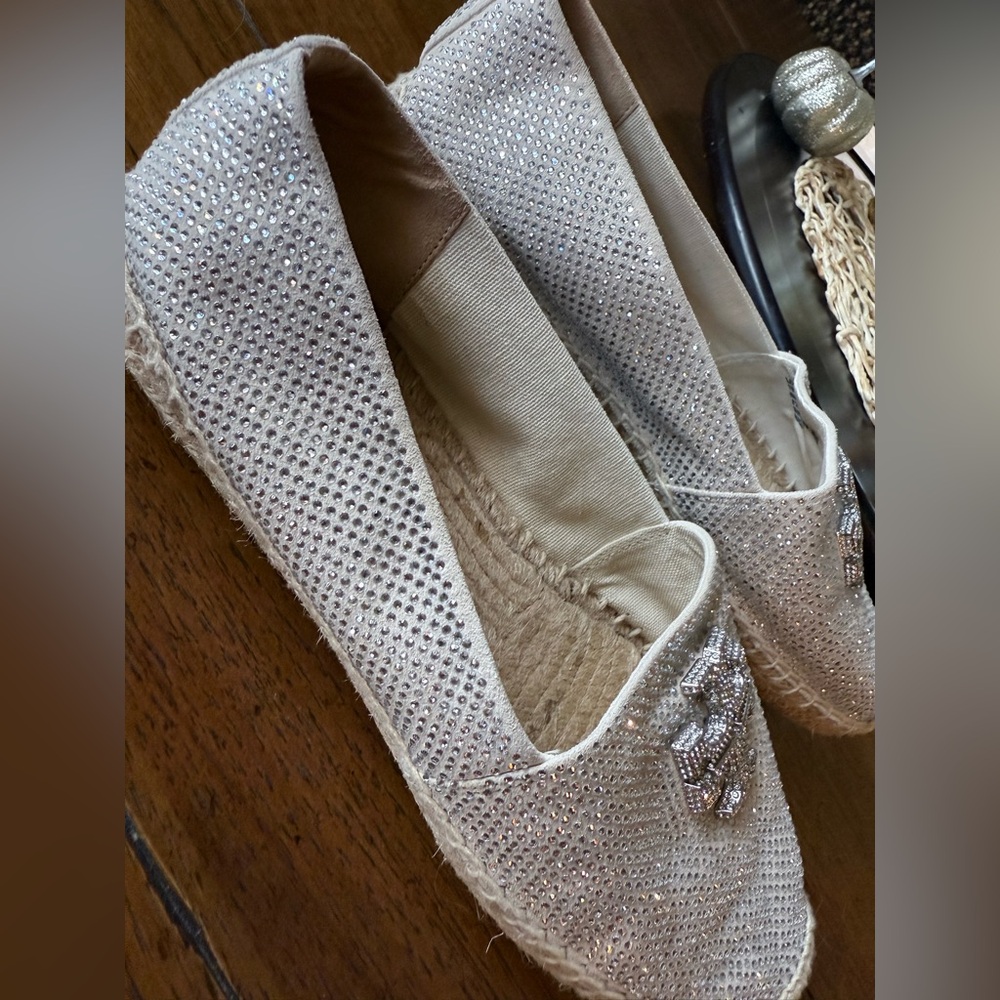 New Tory Burch Everly Espadrille Crystal Embellished in New Cream Sz 8.5. - Picture 10 of 14